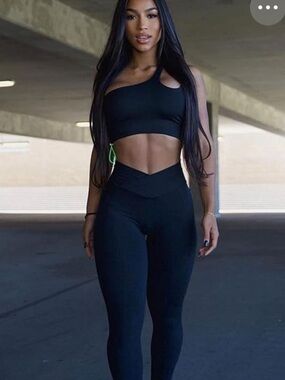 Bombshell Sportswear Lateral Top